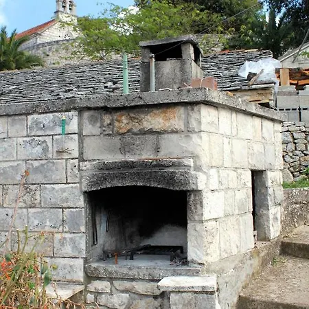 House With Wifi Zrnovo, Korcula - 4876 بيت للعطل *